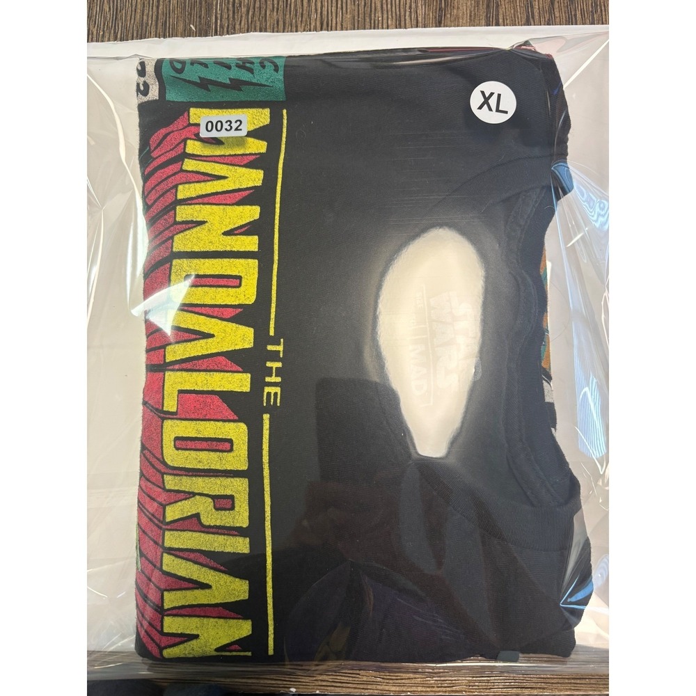Star Wars The Mandalorian Grogu Comic Graphic T-Shirt Mens XL Black Mad Engine - Picture 5 of 5